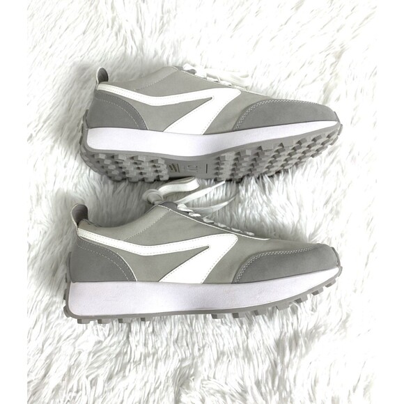 DV Dolce Vita Braiden Sneakers Size 9 Gray White Women's Tennis Shoes Sport - Picture 6 of 11